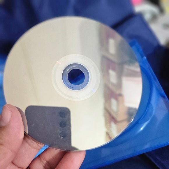 Call of Duty Infinite Warfare Legacy Edition PS4 Game - Picture 3 of 3